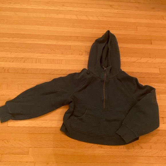 Green Jasper Lululemon scuba half sip extra small small - Picture 1 of 3